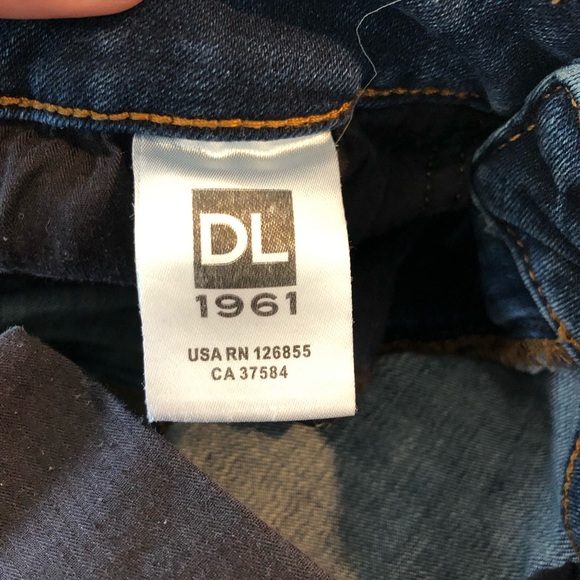 DL1961 Margaux Intrasculpt Mid Rise Skinny - Picture 4 of 6